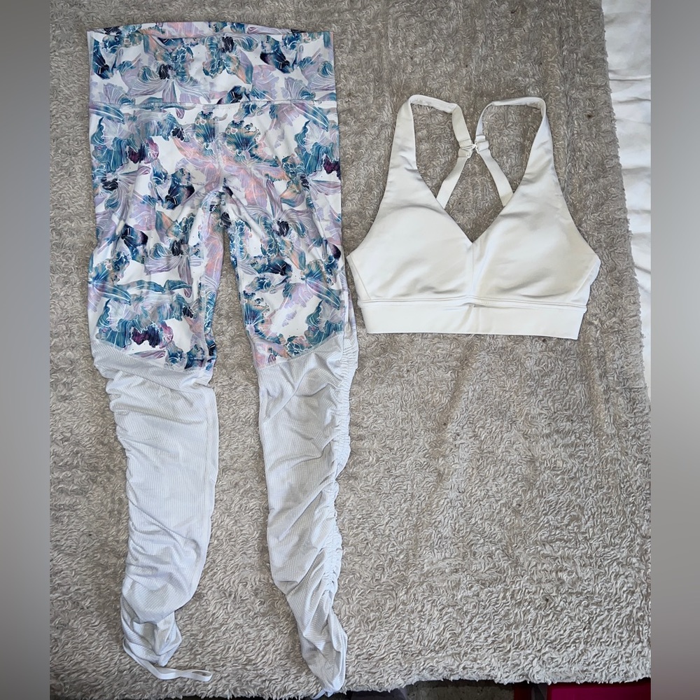 White & Floral workout set